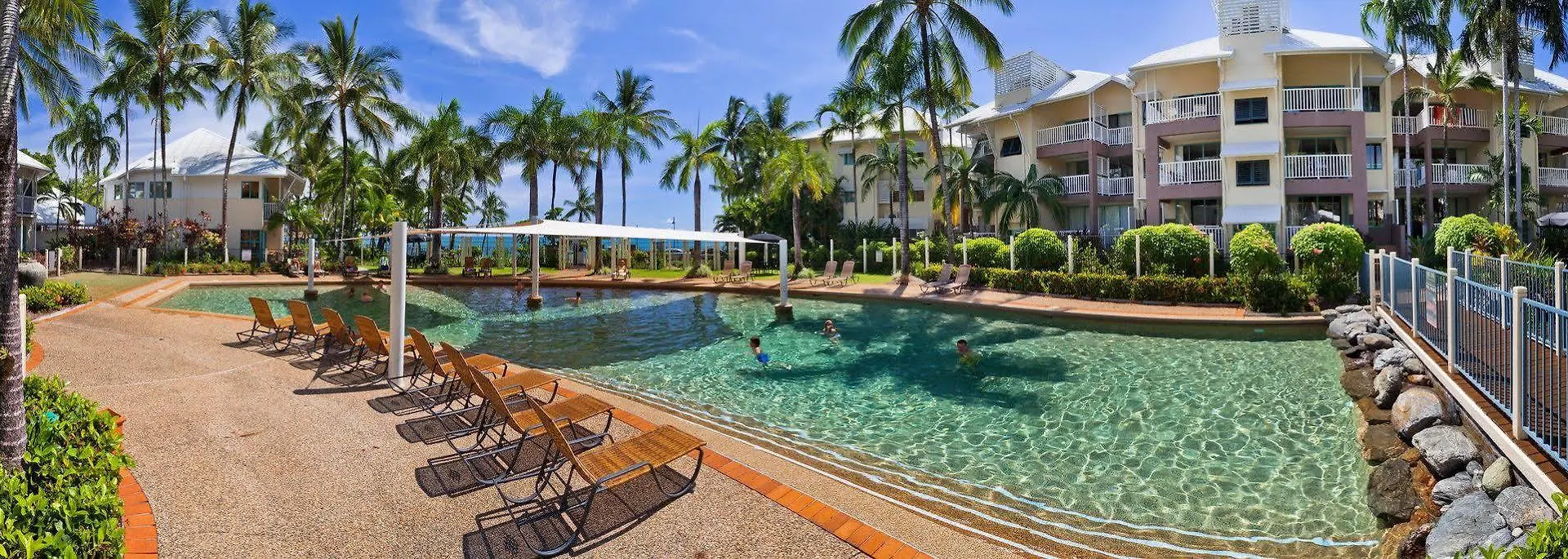 Aparthotel Coral Sands Beachfront Resort Trinity Beach