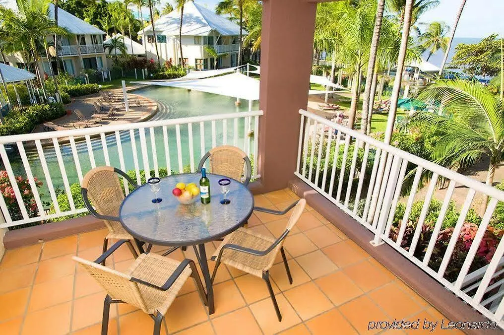Coral Sands Beachfront Resort Trinity Beach 4*,