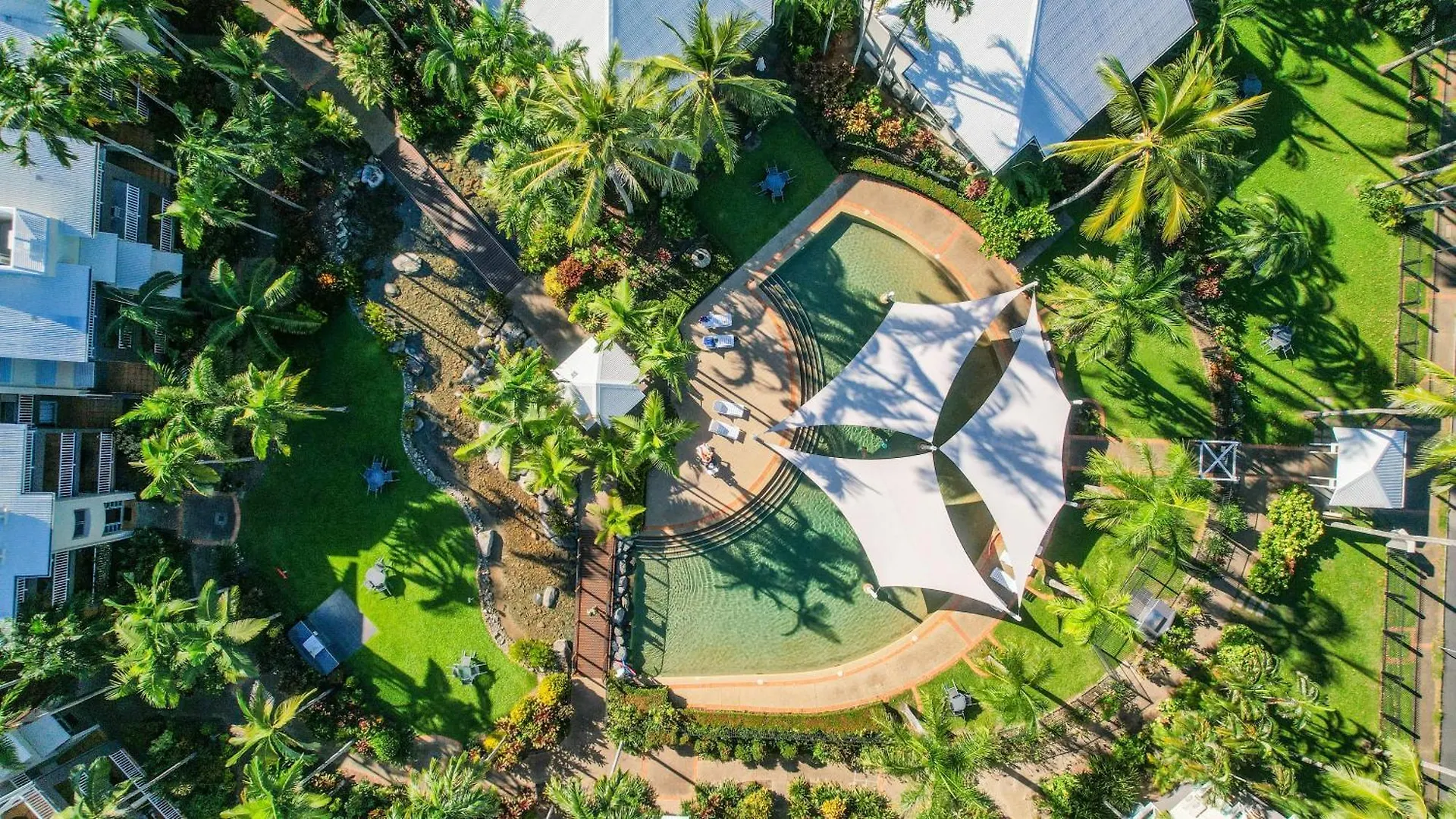 Coral Sands Beachfront Resort Trinity Beach Australia