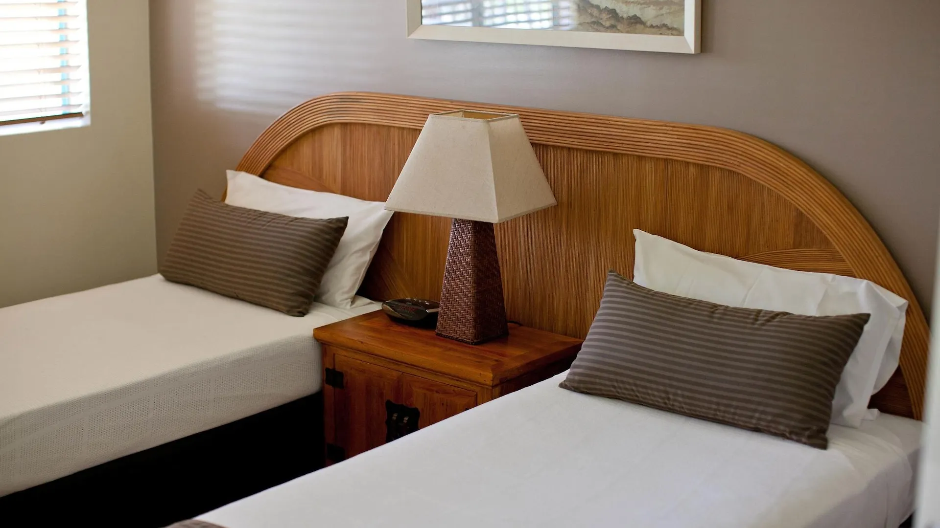 Coral Sands Beachfront Resort Trinity Beach