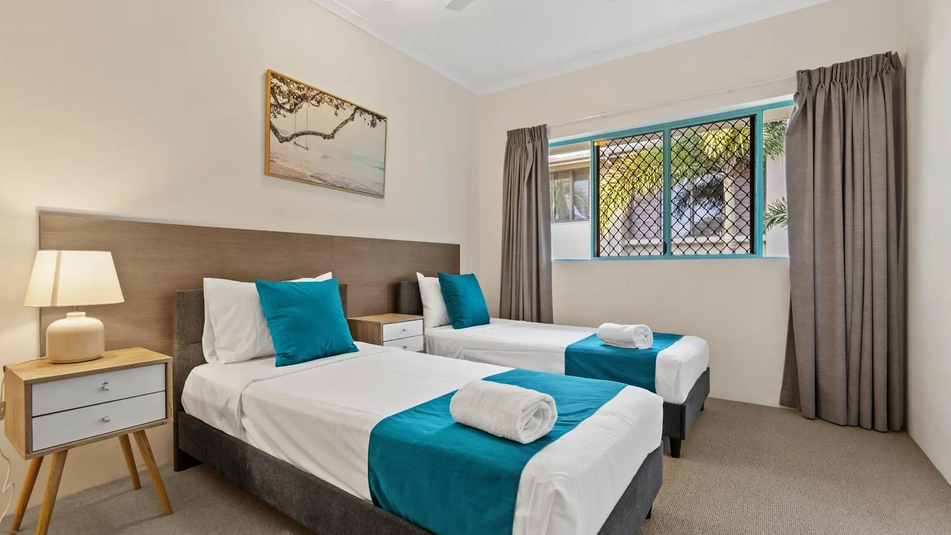 Coral Sands Beachfront Resort Trinity Beach 4*,