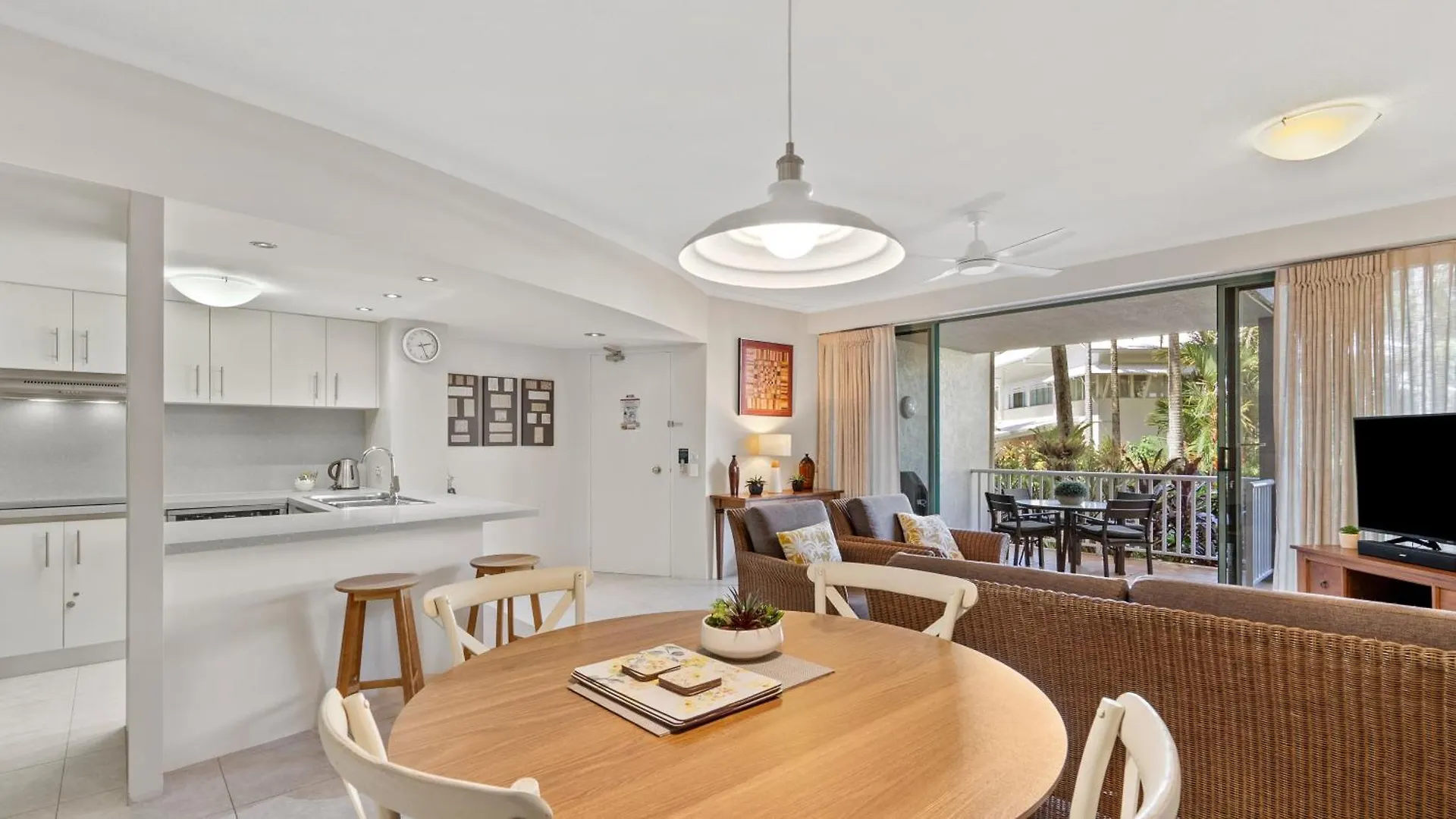 **** Aparthotel Coral Sands Beachfront Resort Trinity Beach Australia