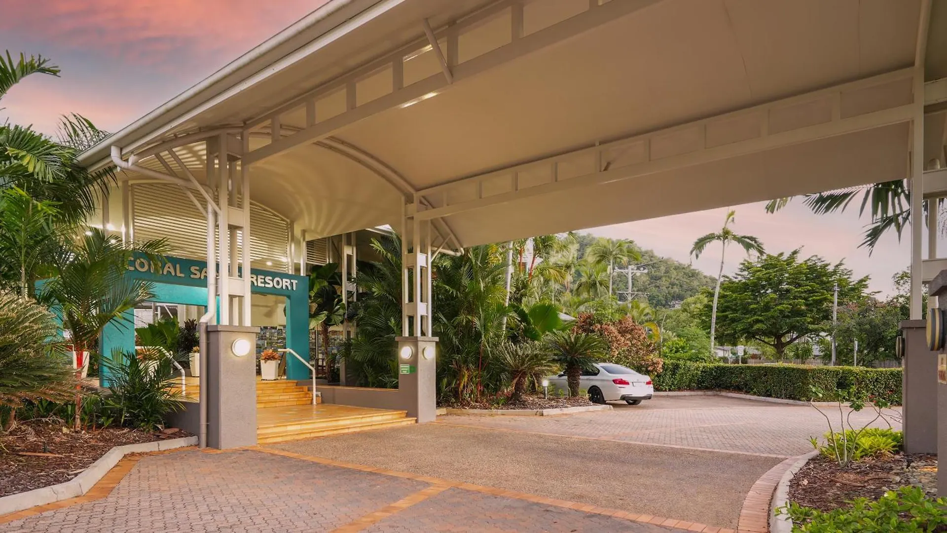 Coral Sands Beachfront Resort Trinity Beach 4*,  Australia