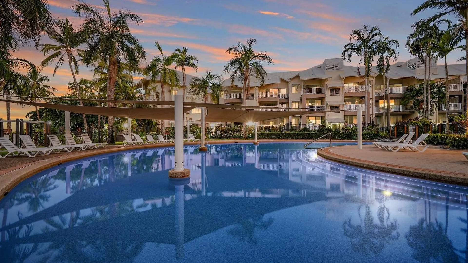 Coral Sands Beachfront Resort Trinity Beach Aparthotel