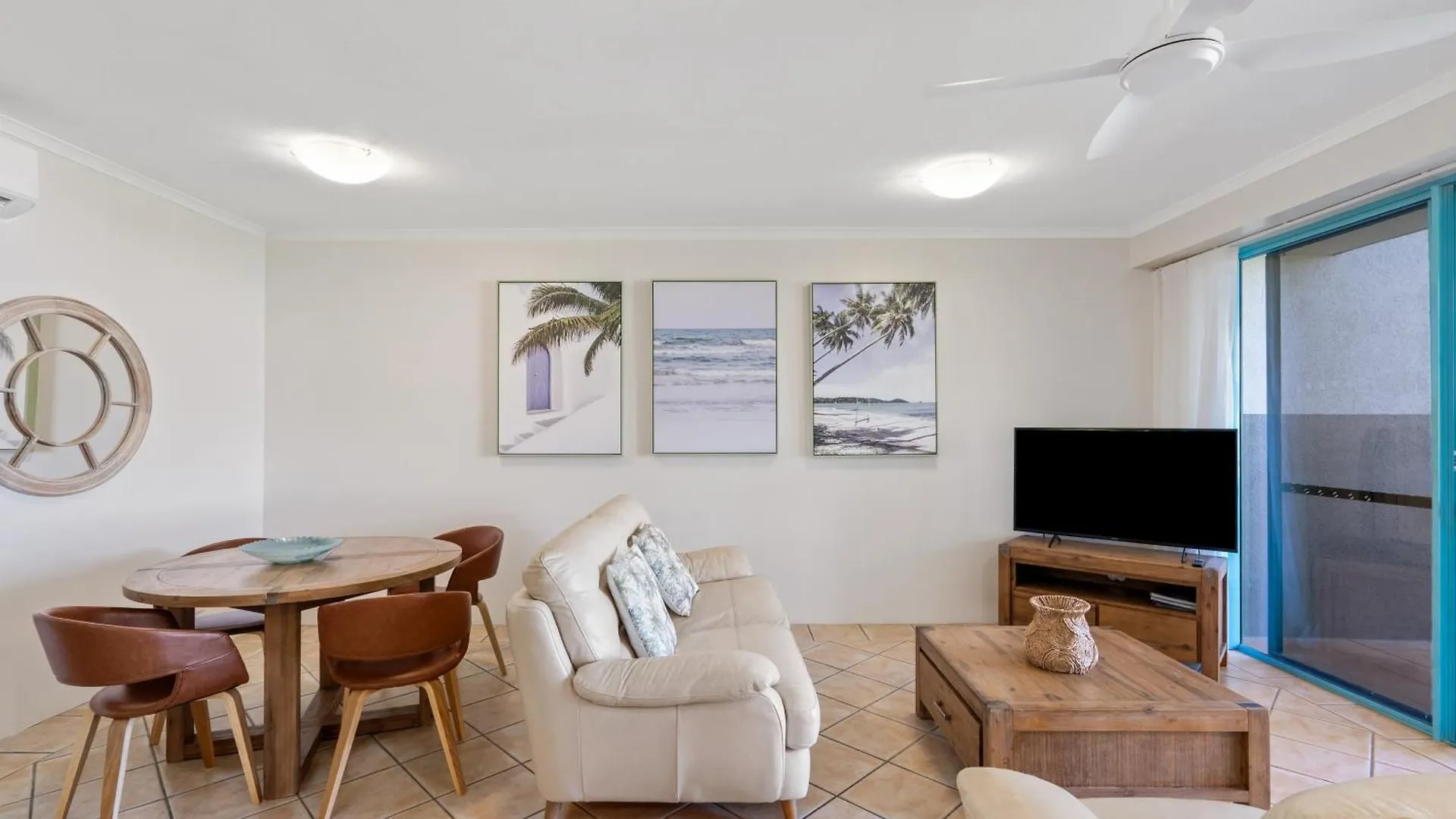 **** Aparthotel Coral Sands Beachfront Resort Trinity Beach Australia